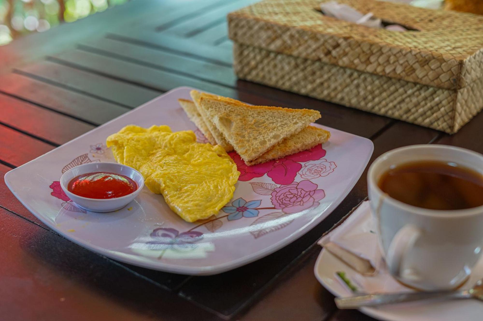 Banyuwedang Made Taro - Menjangan Homestay מראה חיצוני תמונה