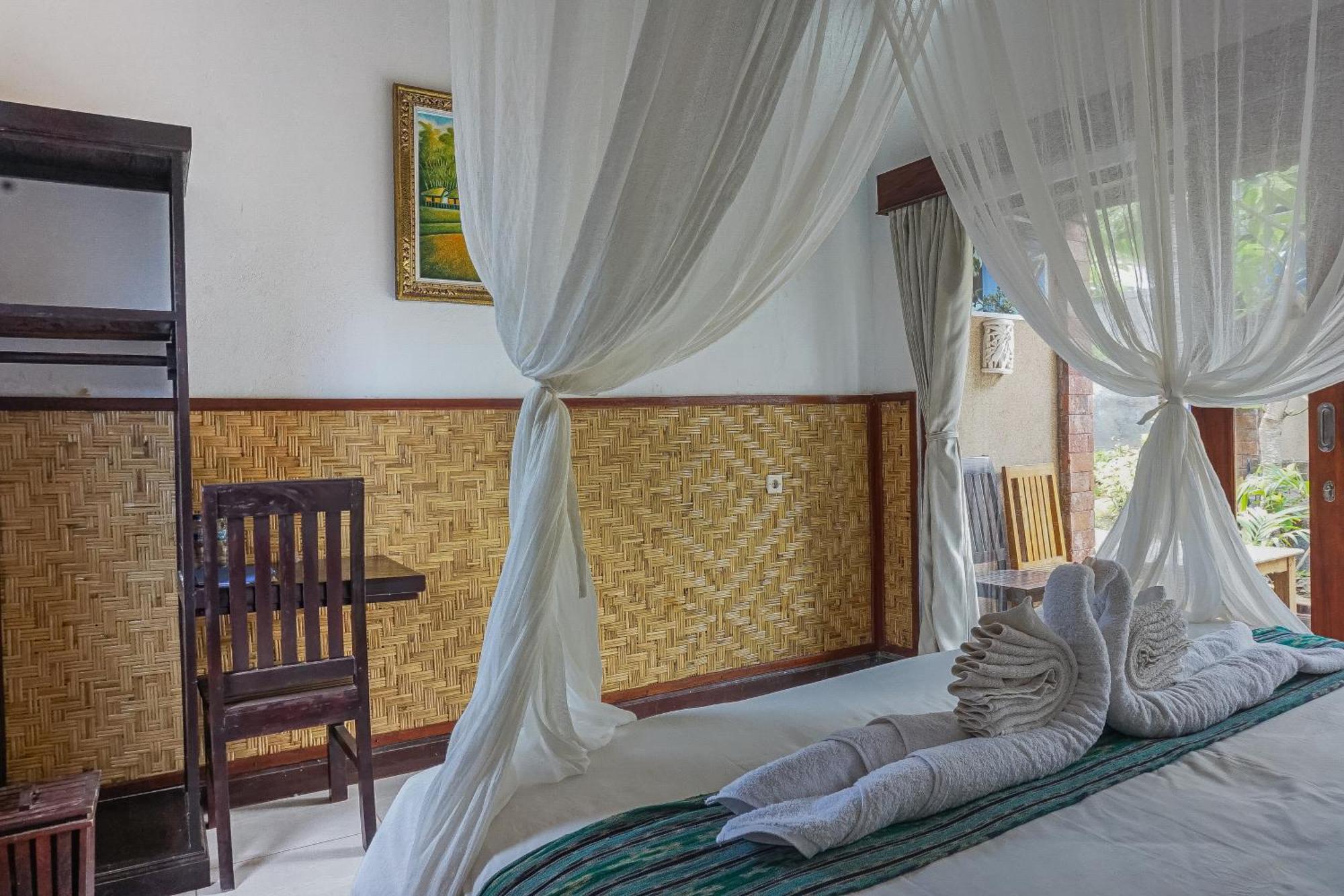 Banyuwedang Made Taro - Menjangan Homestay מראה חיצוני תמונה