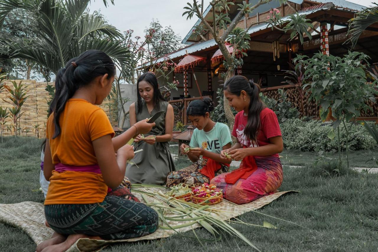 Banyuwedang Made Taro - Menjangan Homestay מראה חיצוני תמונה